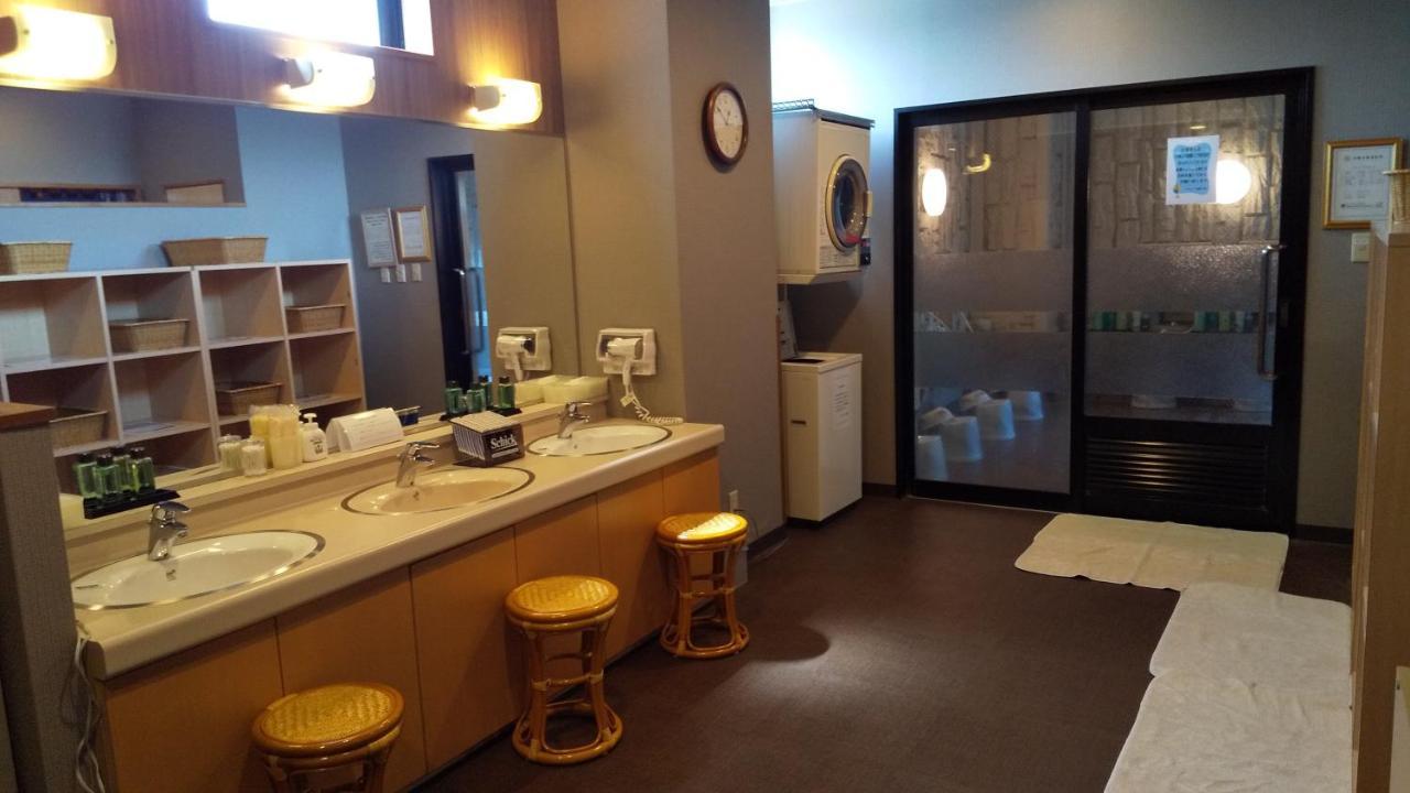 Hotel Route-Inn Yonezawa Ekihigashi Екстериор снимка